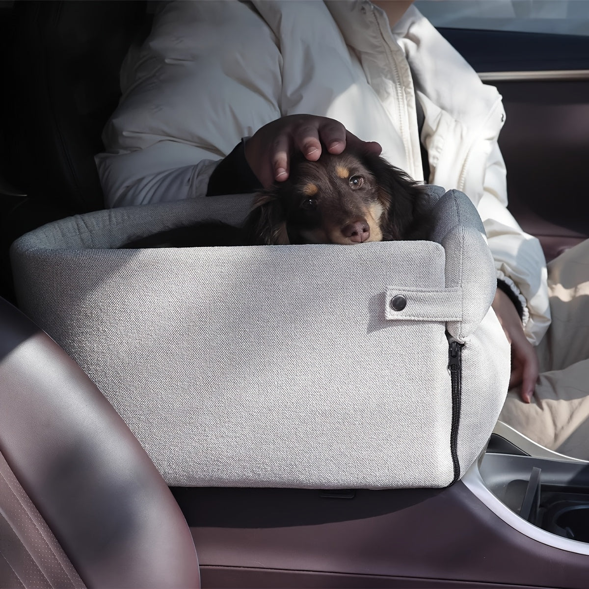 1pc Cozy Polyester Dog Bed with Removable Cover - Soft, Warm, and Secure Pet Car Seat for Small to Medium Breeds, Ideal for Traveling, Travel Comfort|Plush Interior|Secure Closure, Dog Bed for Car