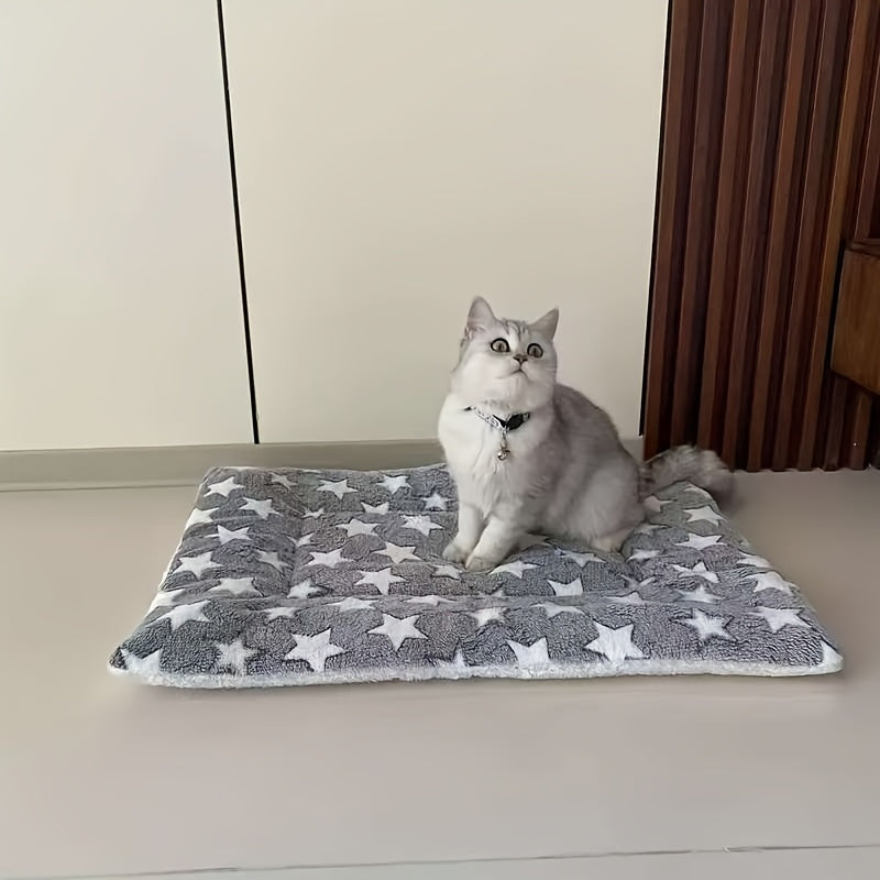 Extra Thick Warm Plush Cat Blanket - Soft Polyester Rectangular Pet Bed with Star Pattern, Cozy Winter Bedding for Cats, Durable & Easy-Care Home Decor, Indoor Pet Comfort | Star Pattern Bed | Fluffy Texture, Cat Bed